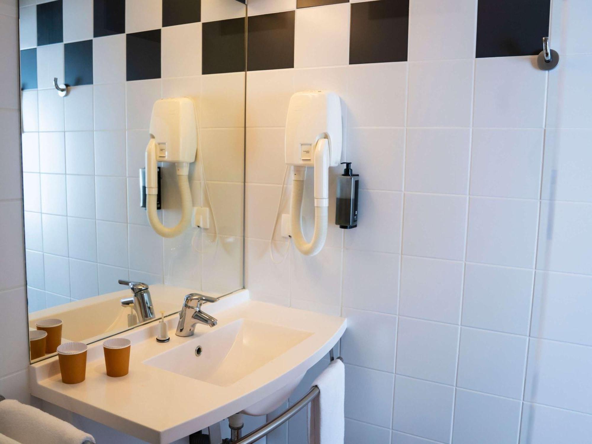 Ibis Styles Bourbon Lancy Hotel ภายนอก รูปภาพ